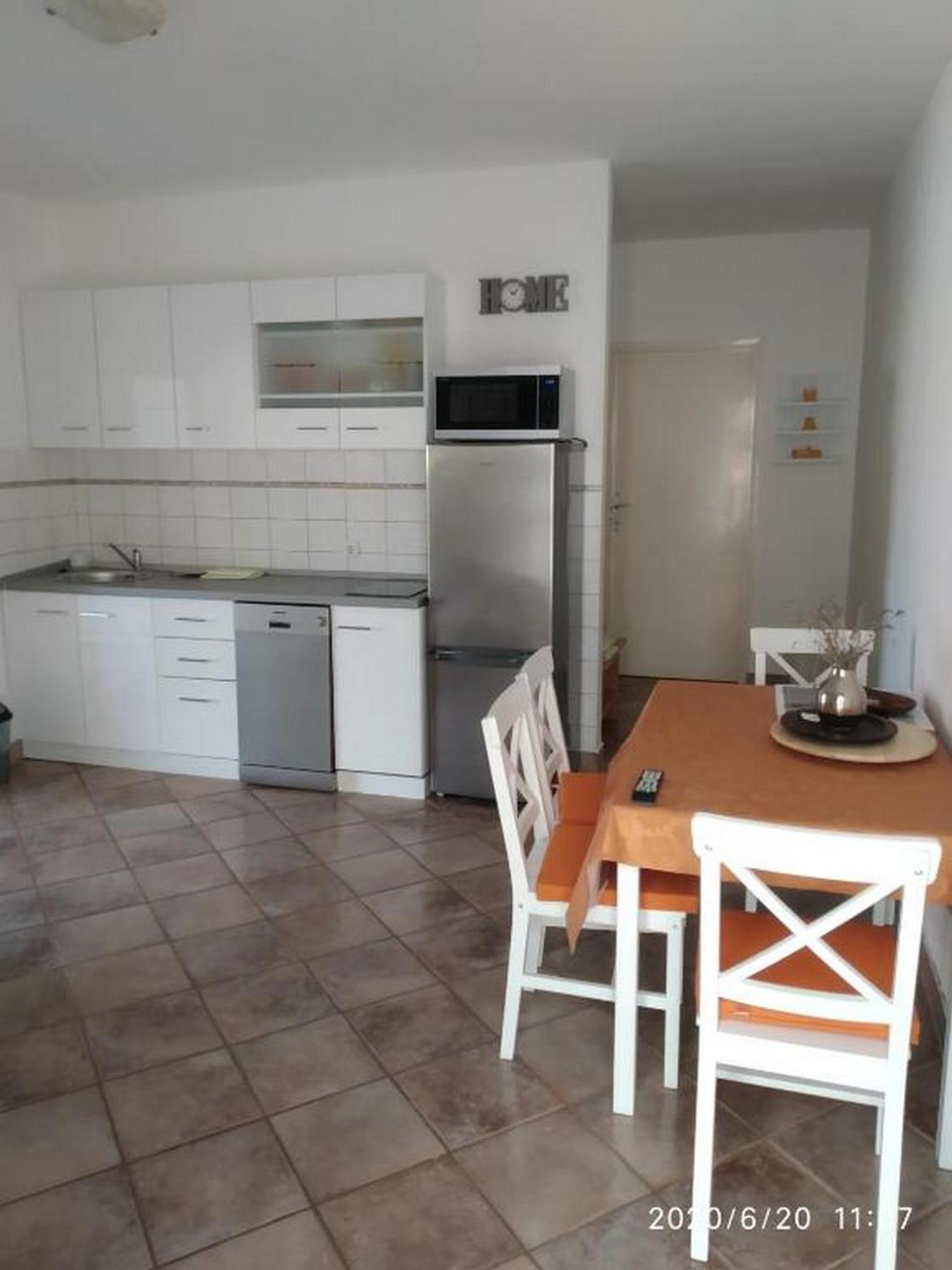 Apartmani Lucia Biograd Біоград-на-Мору Номер фото